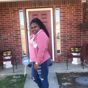 Meet your Posher, Gladys